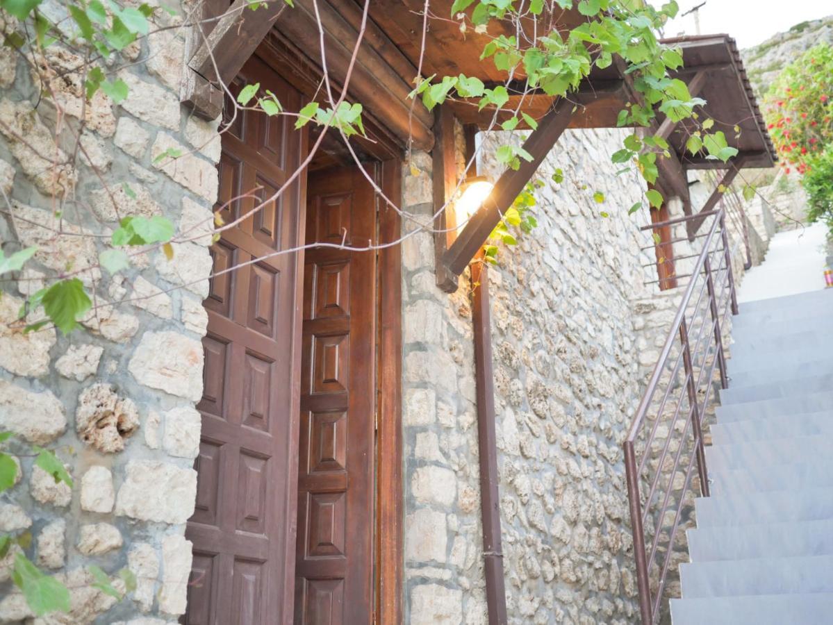Seaside Duplex Stone Villa Qeparo Bagian luar foto