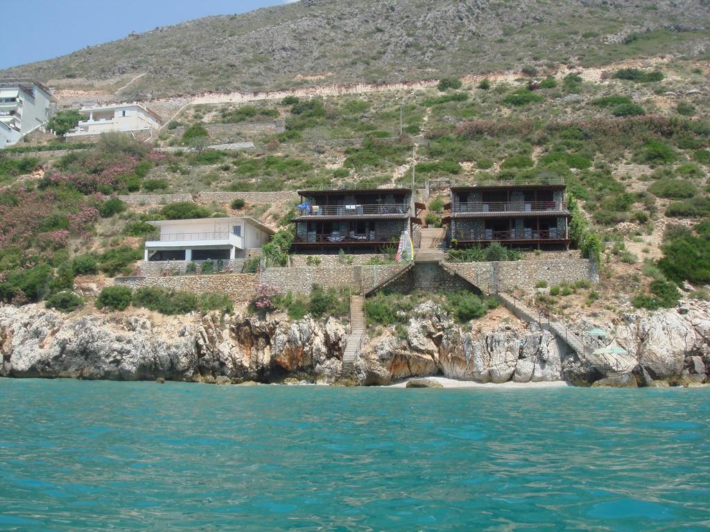 Seaside Duplex Stone Villa Qeparo Bagian luar foto